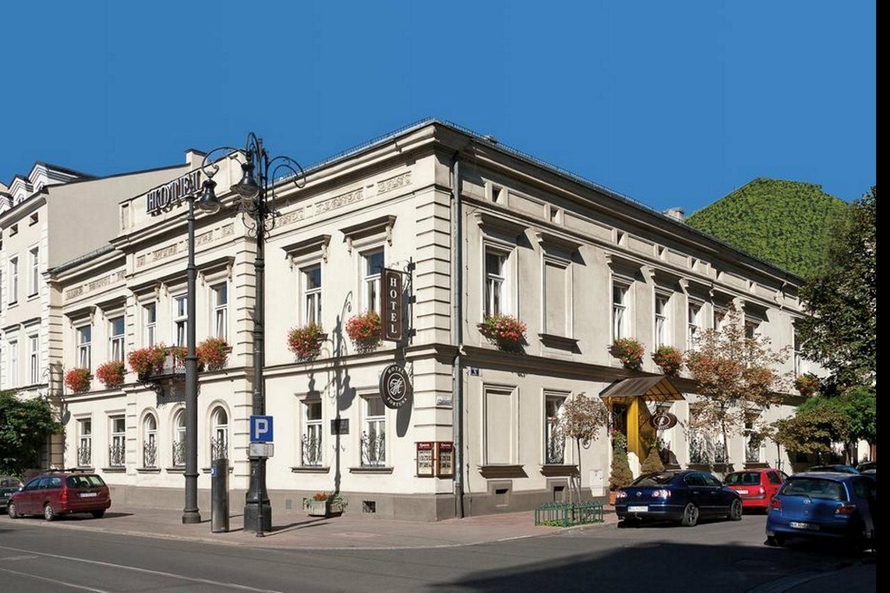 Hotel Fortuna Krasków Exterior foto